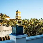 Castillo De * 马尔韦利亚